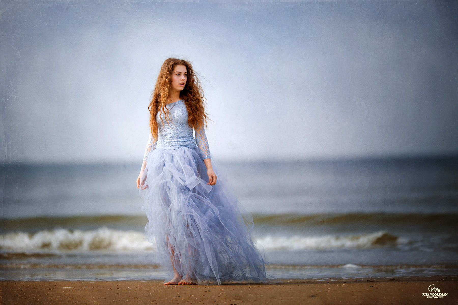 01 between-the-land-and-sea-by-ritavoortmanphotography
