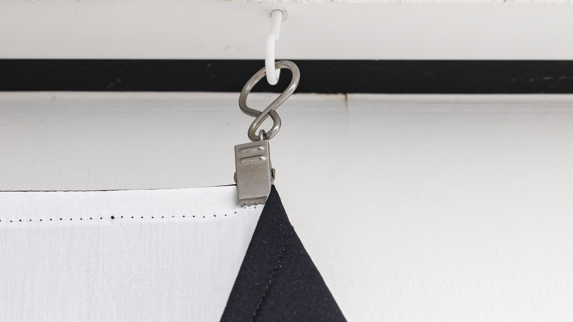 gordijnhaakje-tweezijdig